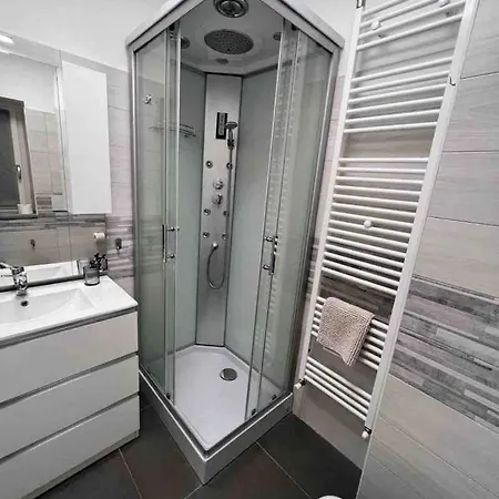 Apartmán Pregevole Duplex A 1 Minuto Dalla Metro Collegno