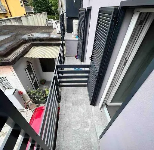 Appartamento Pregevole Duplex A 1 Minuto Dalla Metro *
